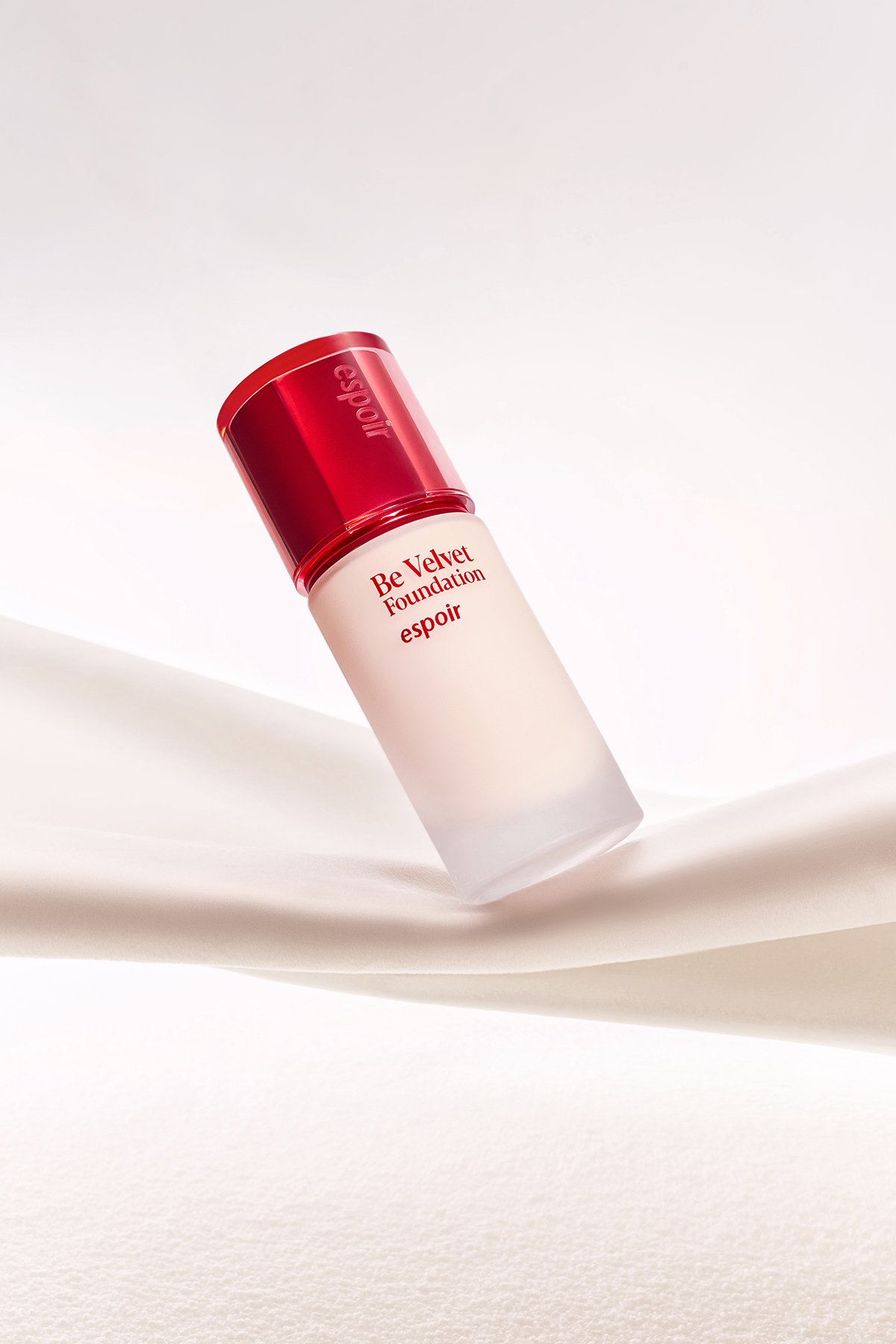 Kem nền espoir Be Velvet Foundation 30 g
