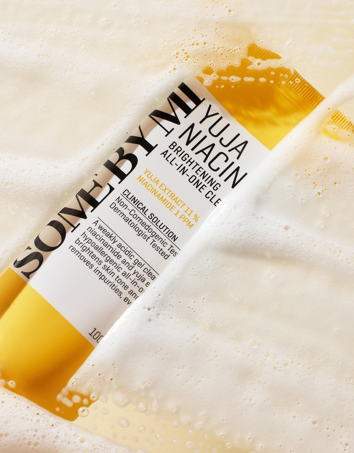 Sữa rửa mặt SOME BY MI Yuja Niacin Brightening All-in-One Cleanser 100 ml - Ảnh 2
