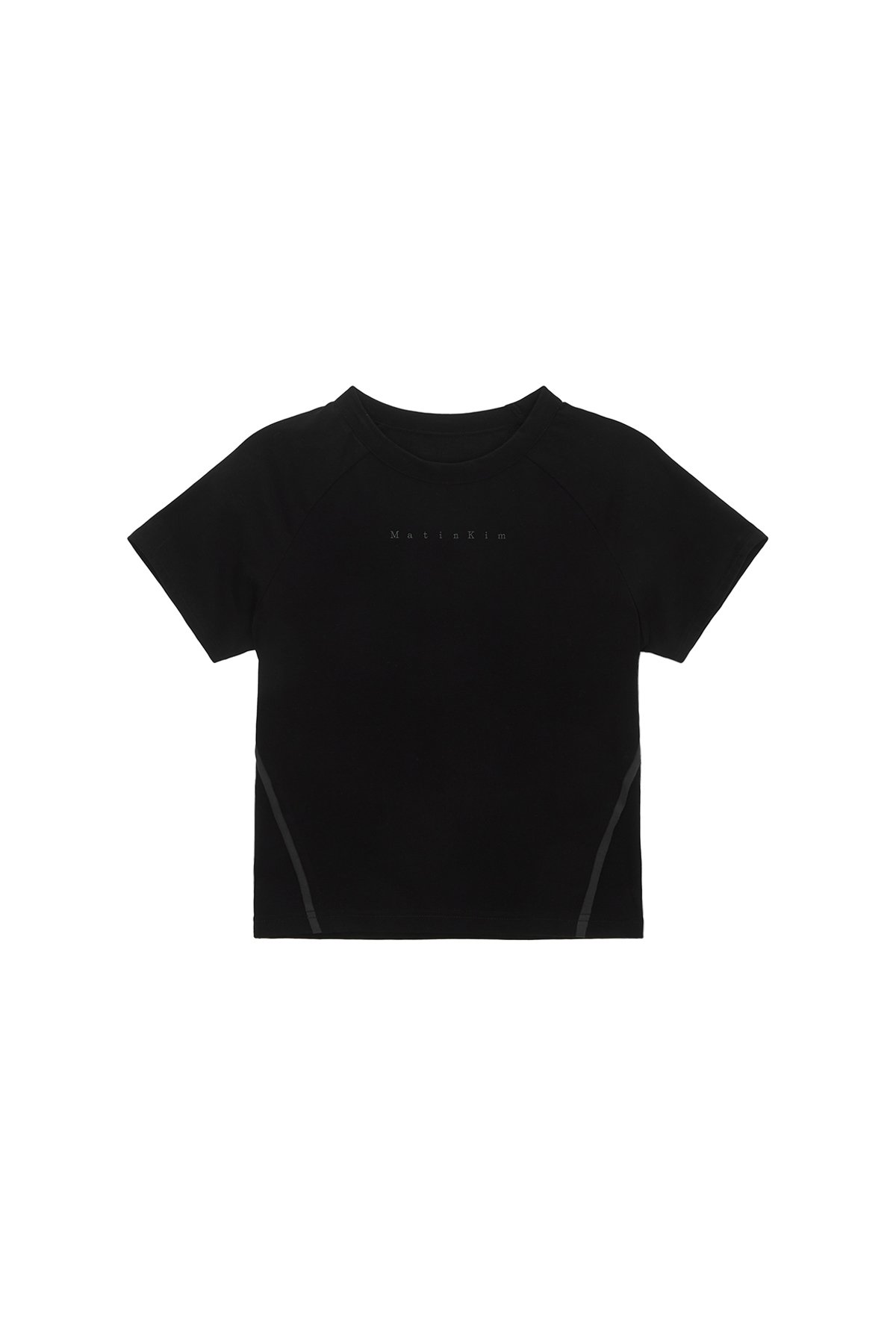 Áo thun croptop MATIN KIM Two Tone Cutted Raglan màu đen MK2434TS025MBB