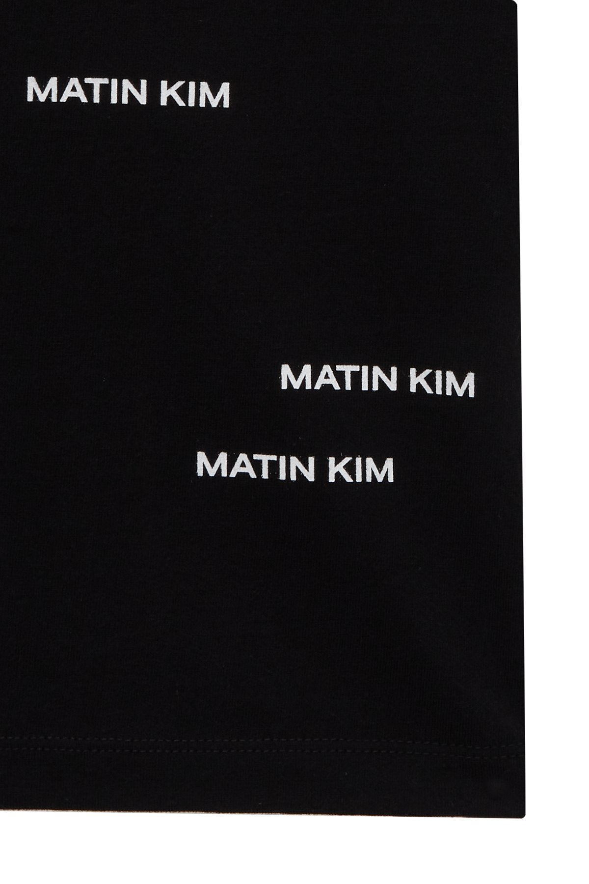 Áo thun croptop MATIN KIM Small Logo màu đen MK2377TS044M0BB - Ảnh 3